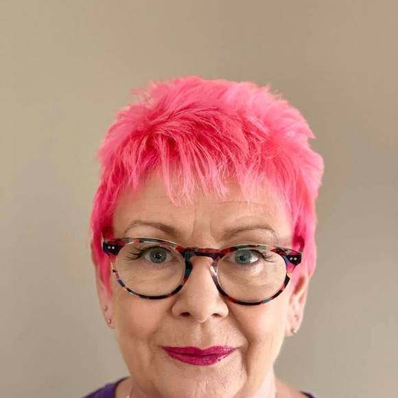 Meet your Posher, Cheryl - Picture 1 of 1